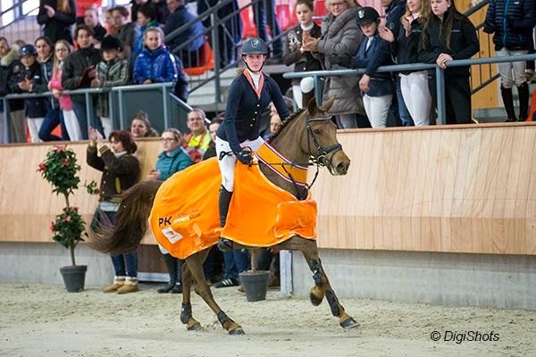 Kailey van de Beekerheide - L klasse D-E - v Kantjes R